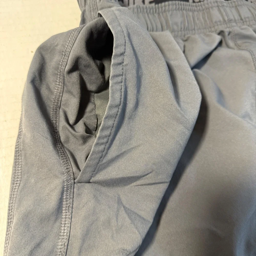 Nike Dri Fit Mens‎ M Athletic Pants Gray Elastic Waist Drawstring bottom Pockets